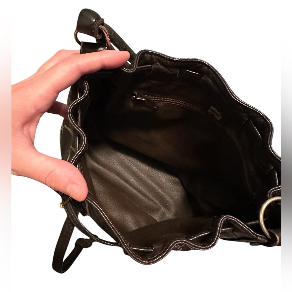 LONGCHAMP BROWN AND TAN LEATHER DRAWSTRING BUCKET SHOULDER BAG - Picture 4 of 6
